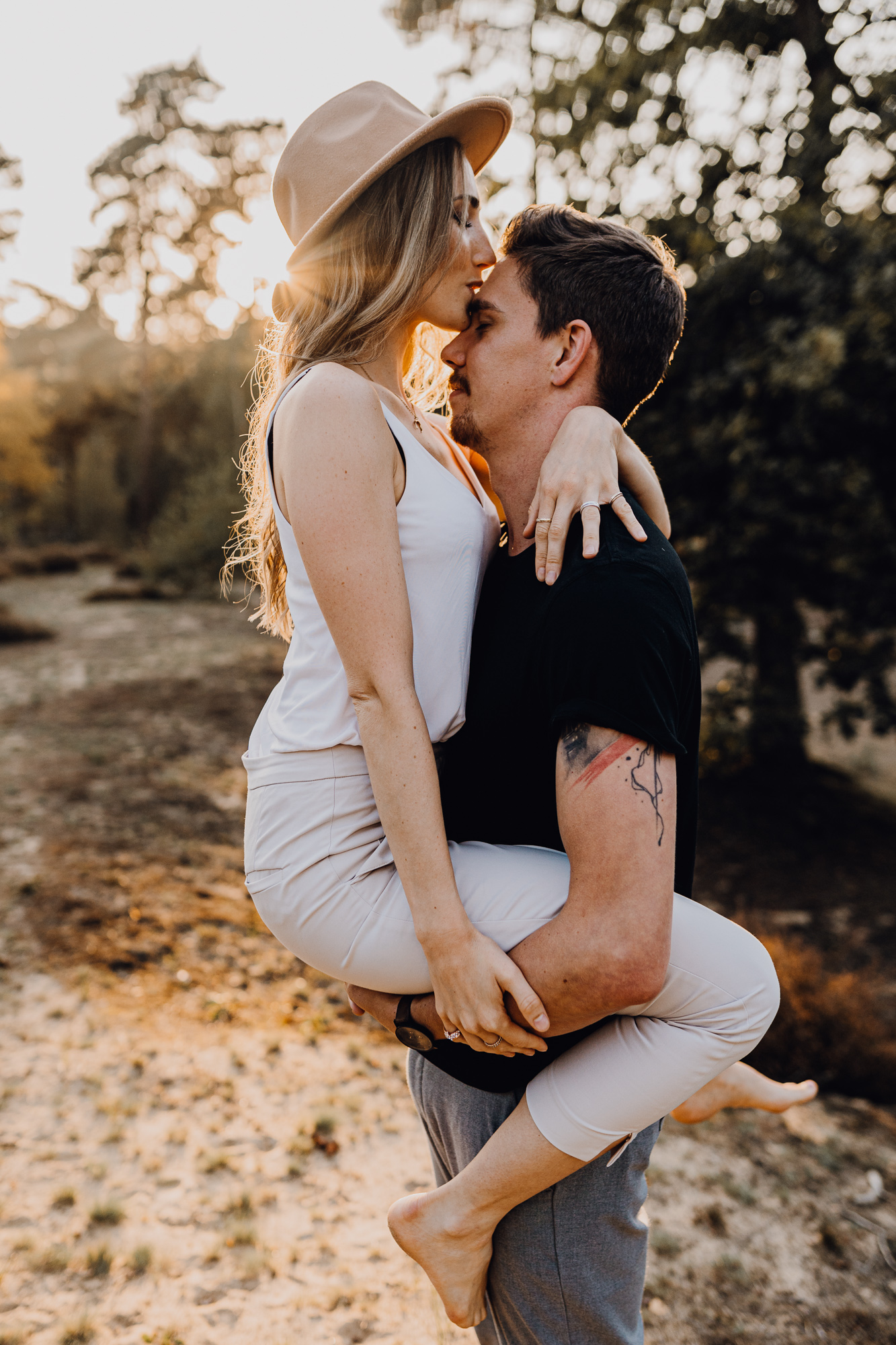 Paar Fotografie Osnabrück Couple Shooting Osnabrück Lichterglanz Fotografie Hochzeitsfotograf Osnabrück Hochzeitsfotograf Ibbenbüren Hochzeitsfotograf Münster Hochzeitsfotograf Ostbevern Hochzeitsfotograf Niedersachsen Freie Trauung Osnabrück Partner Shooting Paarfotos Location Osnabrück