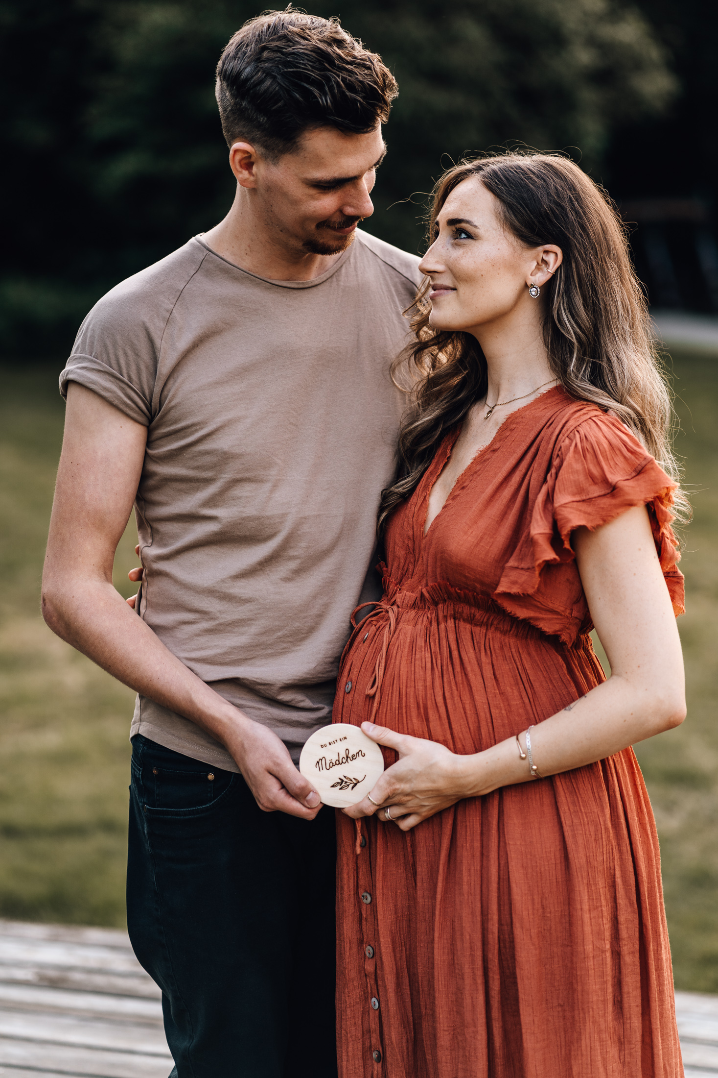 Shootingkleid Babybauchkleid Babybauchshooting Babybauch Babybauch Osnabrück Babybauch Münster Schwangerschaftsshooting Schwangerschaf Norderney Nordsee Lengerich Ibbenbüren Lichterglanzfotografie Osnabrück Lichterglanzfotografie Warendorf Eltern Baby Osnabrück Babyfotografie