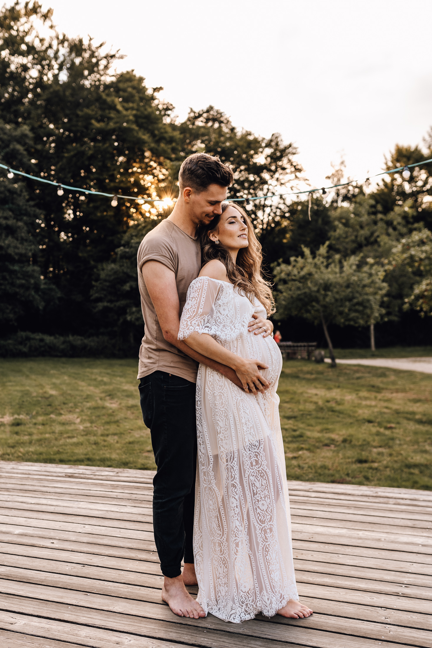 Shootingkleid Babybauchkleid Babybauchshooting Babybauch Babybauch Osnabrück Babybauch Münster Schwangerschaftsshooting Schwangerschaf Norderney Nordsee Lengerich Ibbenbüren Lichterglanzfotografie Osnabrück Lichterglanzfotografie Warendorf Eltern Baby Osnabrück Babyfotografie