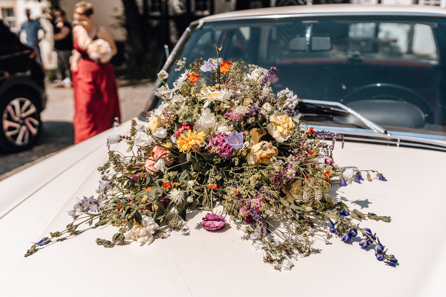Gartenhochzeit Hochzeitsfotograf Osnabrück Hochzeitsfotografin Osnabrück Freie Trauungen Osnabrück Julian Hügelmeyer Osnabrück Hochzeitslocation Osnabrück Hochzeitsfotograf Münster Hochzeitsfotograf Hochzeitsfotograf Haus Marck standesamtliche Trauung Osnabrück Hochzeit Lockdown Hochzeit Corona Hochzeitsfotograf Ostbevern Lichterglanz Fotografie Wild Daisy Wedding Brautmomente von Frau Lehmann Sommerhochzeit Hochzeitsblog Mit Liebe kreiert Jakob J. Lübke