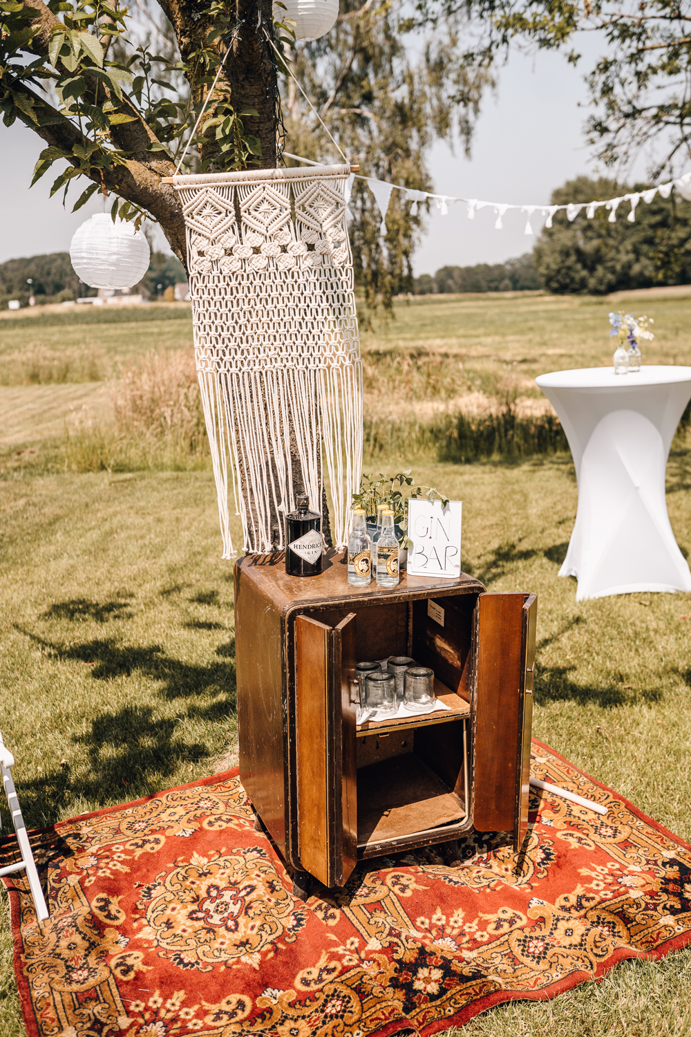 Gartenhochzeit Hochzeitsfotograf Osnabrück Hochzeitsfotografin Osnabrück Freie Trauungen Osnabrück Julian Hügelmeyer Osnabrück Hochzeitslocation Osnabrück Hochzeitsfotograf Münster Hochzeitsfotograf Hochzeitsfotograf Haus Marck standesamtliche Trauung Osnabrück Hochzeit Lockdown Hochzeit Corona Hochzeitsfotograf Ostbevern Lichterglanz Fotografie Wild Daisy Wedding Brautmomente von Frau Lehmann Sommerhochzeit Hochzeitsblog Mit Liebe kreiert Jakob J. Lübke