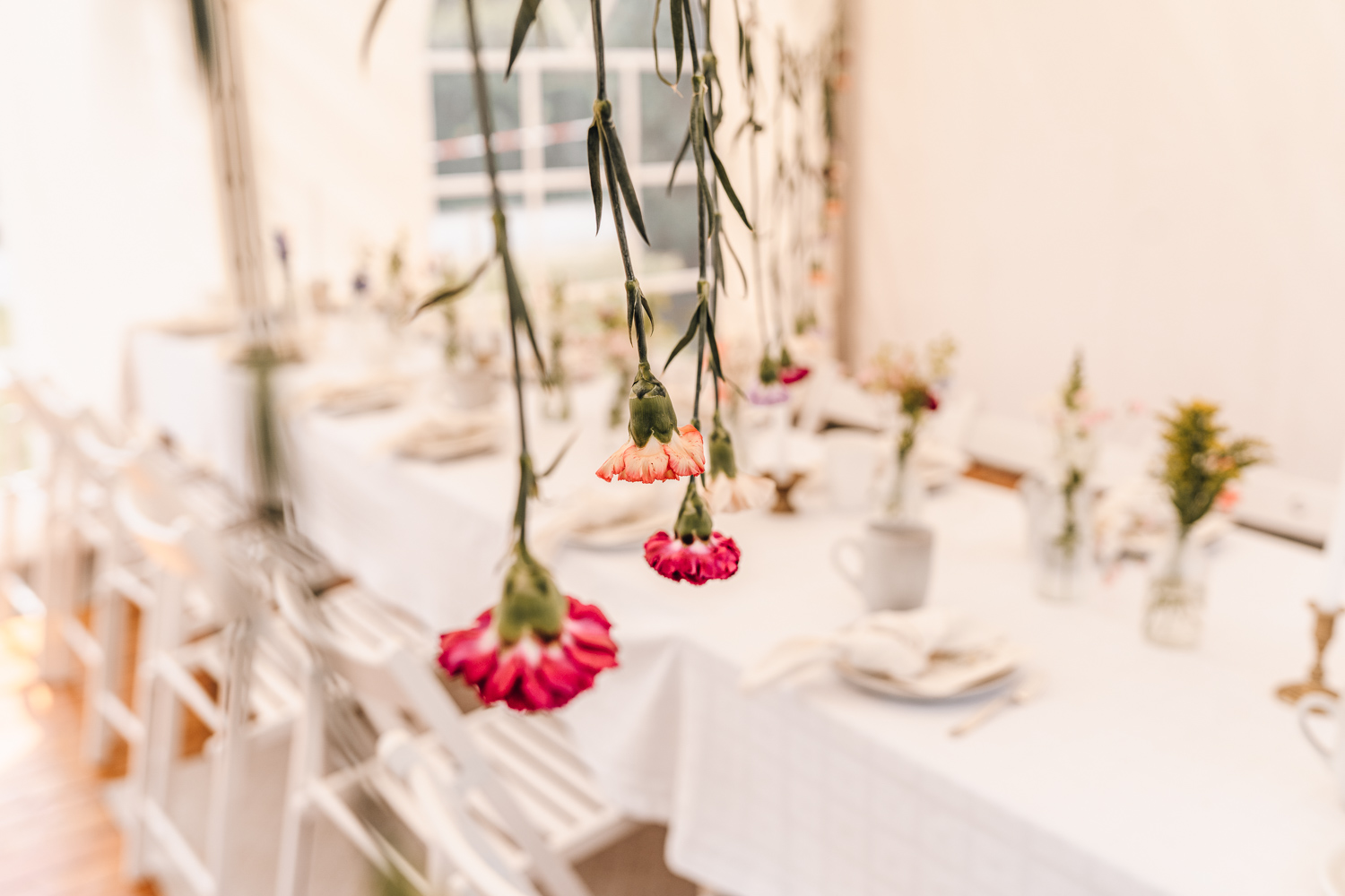 Gartenhochzeit Hochzeitsfotograf Osnabrück Hochzeitsfotografin Osnabrück Freie Trauungen Osnabrück Julian Hügelmeyer Osnabrück Hochzeitslocation Osnabrück Hochzeitsfotograf Münster Hochzeitsfotograf Hochzeitsfotograf Haus Marck standesamtliche Trauung Osnabrück Hochzeit Lockdown Hochzeit Corona Hochzeitsfotograf Ostbevern Lichterglanz Fotografie Wild Daisy Wedding Brautmomente von Frau Lehmann Sommerhochzeit Hochzeitsblog Mit Liebe kreiert Jakob J. Lübke
