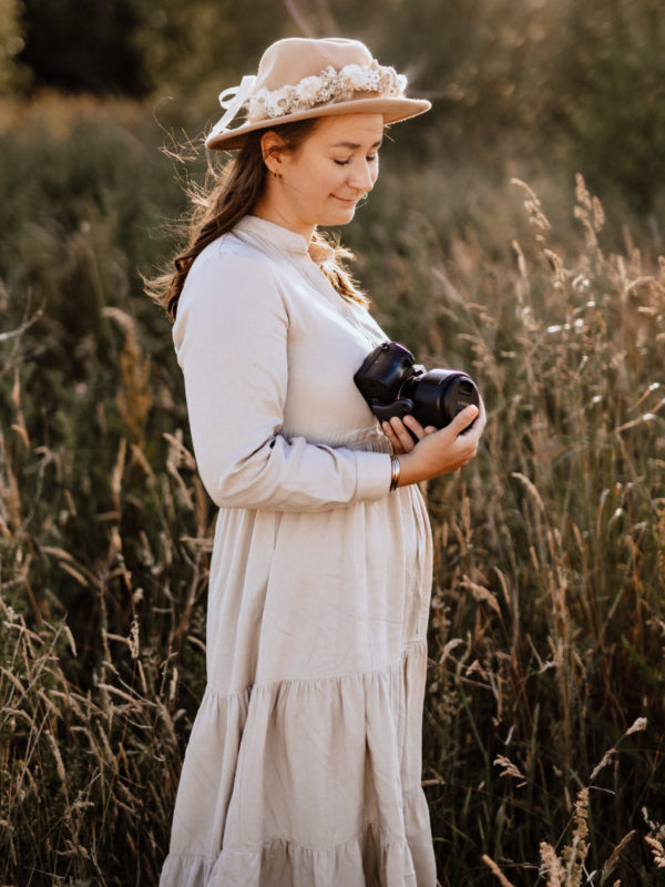 KathrinLeuschnerFotografieIMG_4435 Lichterglanz Fotografie Svenja Tebbe Osnabrück Hochzeitsfotografin Osnabrück Hochzeitsfotografin TeamSony Sonykamera Boho Hochzeit Fine Art Hochzeit von Frau Lehmann Sarah Lehmann Julian Hügelmeyer Dj Julian Hügelmeyer Wildbloomfactory Kathrin Leuschner Fotografie Hochzeitsfotograf Niedersachsen Fotografin Newborn Fotograf Newborn Shootings Babybauch Shooting Schwangerschaft Shooting